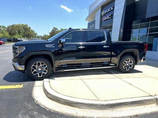 2025 GMC Sierra 1500 SLT