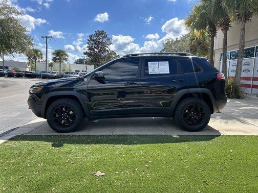 2019 Jeep Cherokee Trailhawk