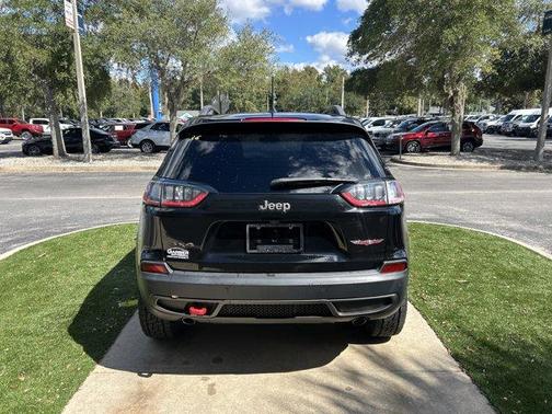 2019 Jeep Cherokee Trailhawk