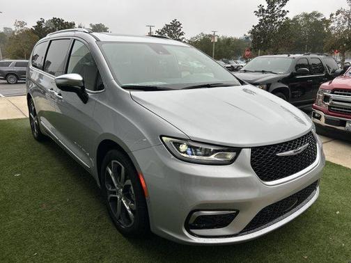 2026 Chrysler Pacifica Pinnacle