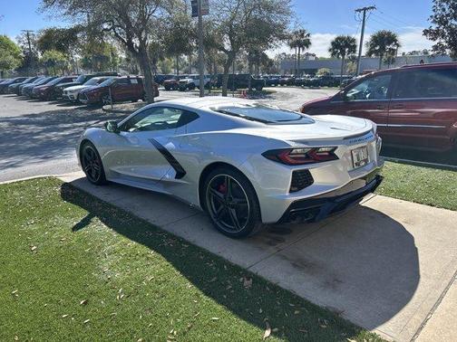 2026 Chevrolet Corvette Stingray w/1LT