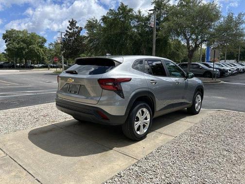 2024 Chevrolet Trax LS
