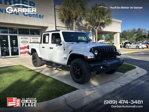 2022 Jeep Gladiator Sport