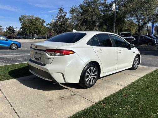 2021 Toyota Corolla Hybrid LE