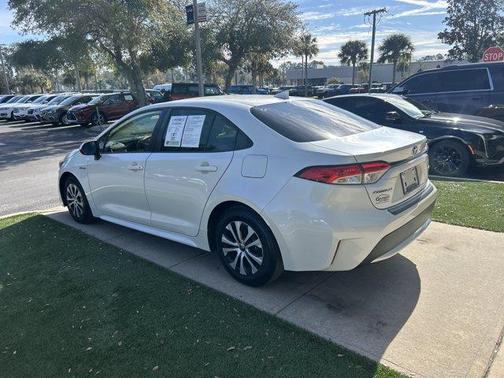 2021 Toyota Corolla Hybrid LE