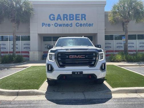 Summit White 2022 GMC Sierra 1500 Limited AT4