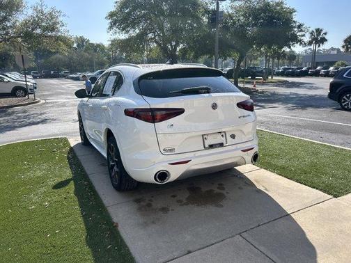 Alfa White 2021 Alfa Romeo Stelvio Ti