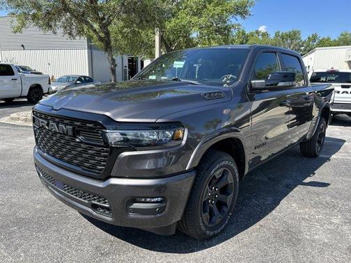 Granite Crystal Clearcoat Metallic 2026 RAM 1500 Big Horn/Lone Star