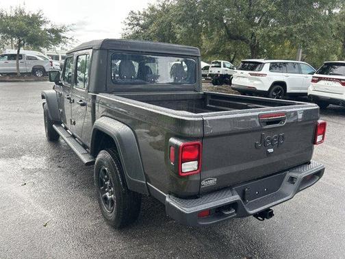 2025 Jeep Gladiator Sport