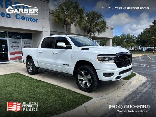 Bright White Clearcoat 2020 RAM 1500 Big Horn