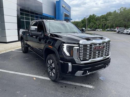 2025 GMC Sierra 2500 Denali