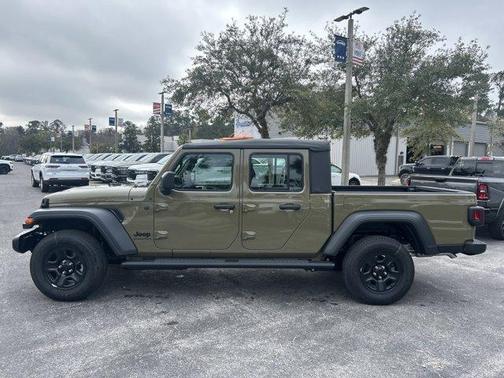 2026 Jeep Gladiator Sport