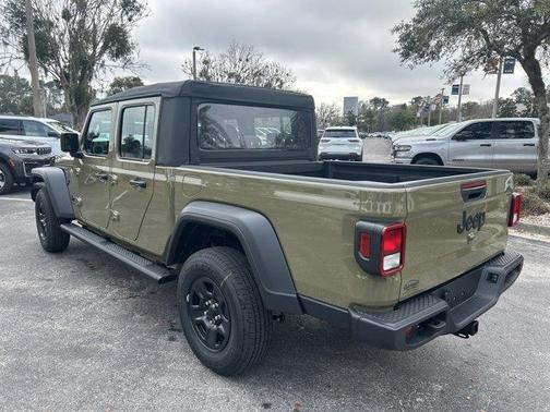 2026 Jeep Gladiator Sport