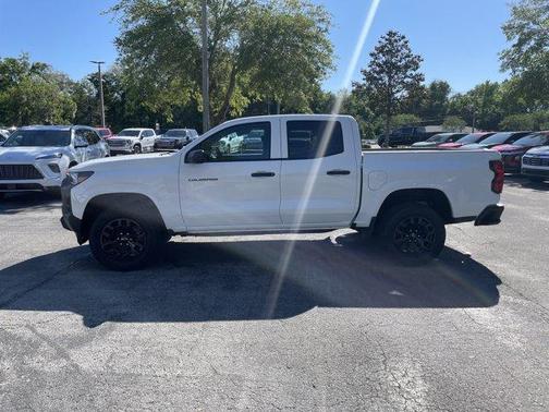 Summit White 2026 Chevrolet Colorado WT