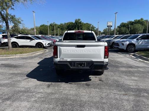 Summit White 2026 Chevrolet Colorado WT