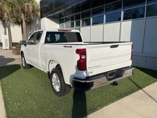 Summit White 2026 Chevrolet Silverado 1500 LT