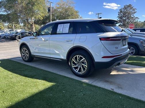 2023 Lincoln Corsair Standard