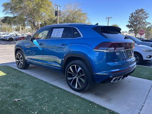 2025 Volkswagen Atlas Cross Sport 2.0T SEL Premium R-Line