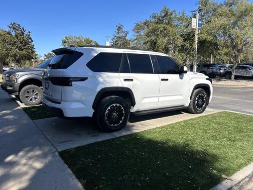 2023 Toyota Sequoia SR5