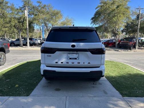 2023 Toyota Sequoia SR5