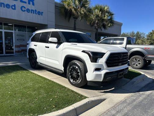2023 Toyota Sequoia SR5
