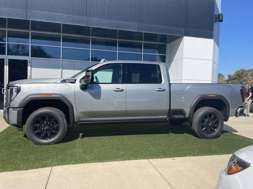 2026 GMC Sierra 2500 AT4