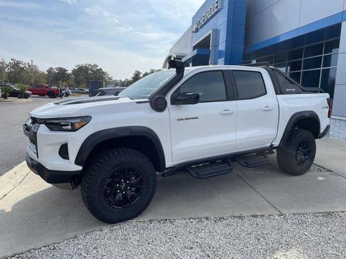2025 Chevrolet Colorado ZR2