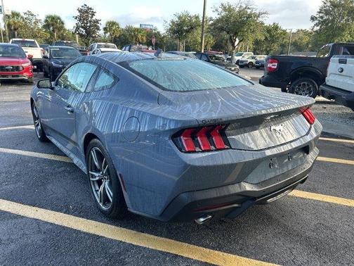 2025 Ford Mustang EcoBoost
