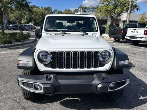 2025 Jeep Gladiator Sport