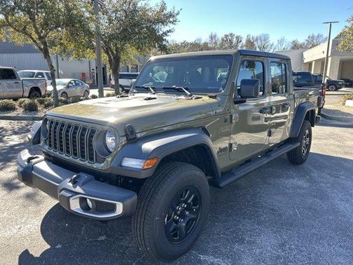 2026 Jeep Gladiator Sport