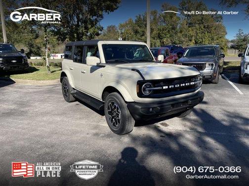 2025 Ford Bronco Outer Banks