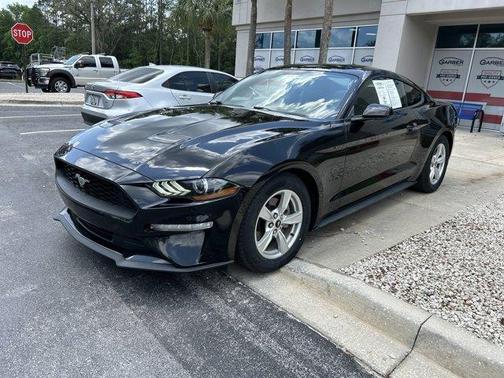 2020 Ford Mustang EcoBoost