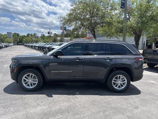 Metallic 2026 Jeep Grand Cherokee Laredo X
