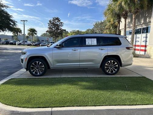 2023 Jeep Grand Cherokee L Overland