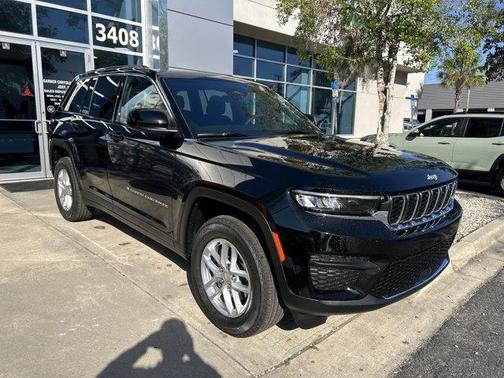 Diamond Black 2026 Jeep Grand Cherokee Laredo X