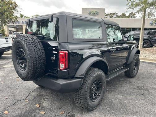 Shadow Black 2026 Ford Bronco Base