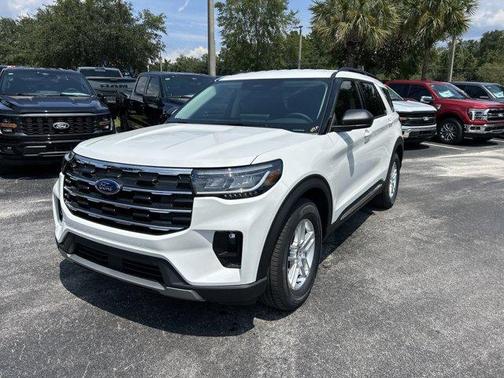 2025 Ford Explorer Active