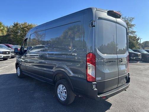 2026 Ford Transit-250 148 WB Medium Roof Cargo