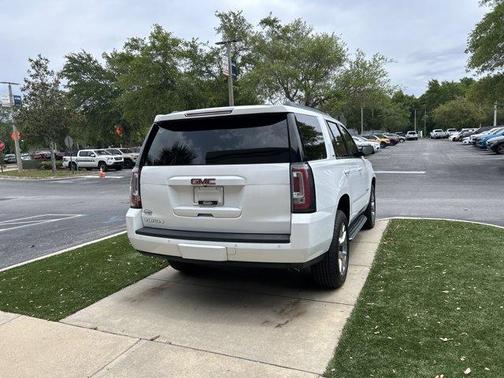 Summit White 2018 GMC Yukon SLT