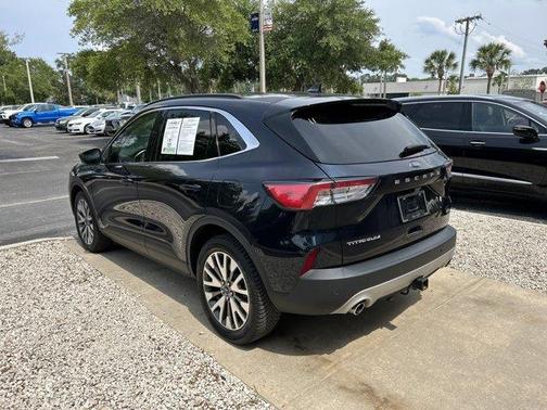 2021 Ford Escape Titanium Hybrid