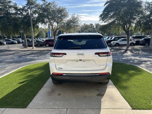 2024 Jeep Grand Cherokee L Laredo