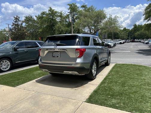 Silver Metallic 2024 Ford Explorer XLT