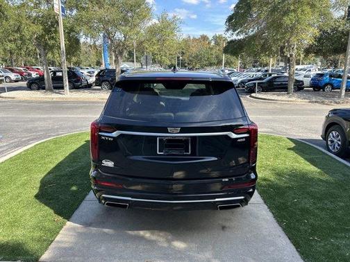2021 Cadillac XT6 Premium Luxury FWD