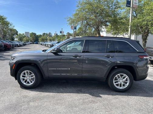 Metallic 2026 Jeep Grand Cherokee Laredo X