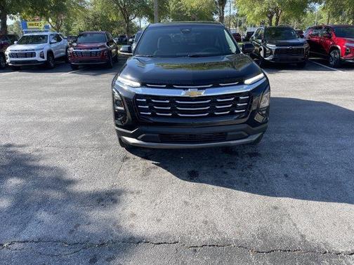 Mosaic Black Metallic 2026 Chevrolet Equinox LT