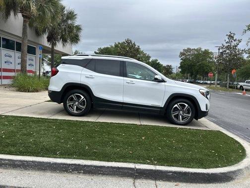 Summit White 2021 GMC Terrain SLT