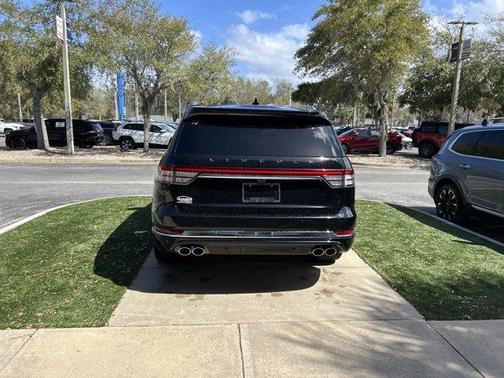 2022 Lincoln Aviator Black Label AWD