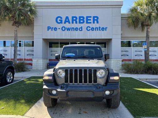 2020 Jeep Gladiator Sport