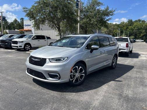 2026 Chrysler Pacifica Pinnacle