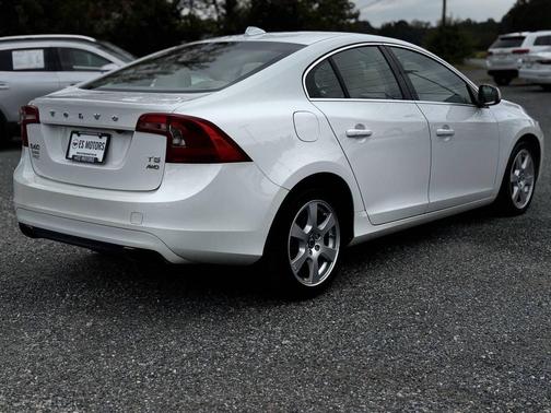 2014 Volvo S60 T5 Platinum